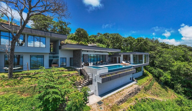 Exceptional coastal retreat nestled in the prestigious Peninsula Papagayo