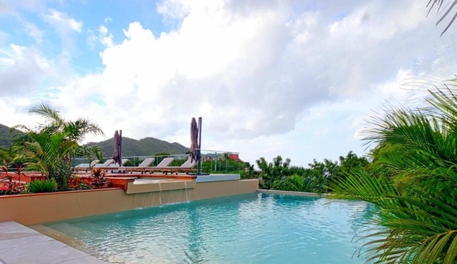 Exceptional Duplex with Terrace and High-Speed Internet