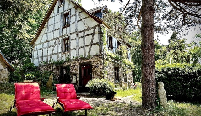 Exceptional half-timbered house in the direct vicinity of the Moselle