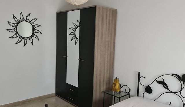 Exceptional location CV Tunis, furnished team