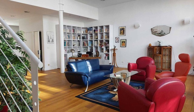 Exceptional loft with terraces and parking space in the heart of town