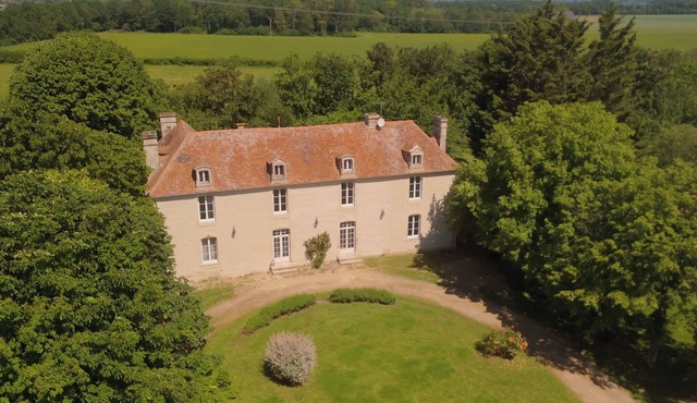 Exceptional Manor House in Normandy – 6 En-suite Bedrooms – History & Elegance