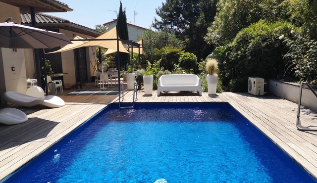 Exceptional setting! Modern villa in Toulouse for 6 people