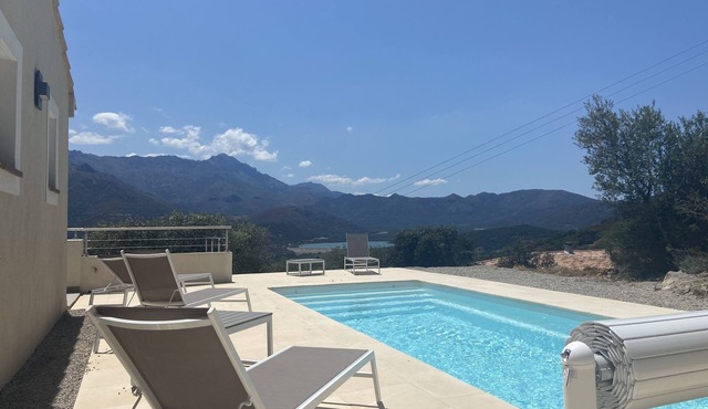 Exceptional view, Monticello, 10 mins from Ile Rousse, swimming pool