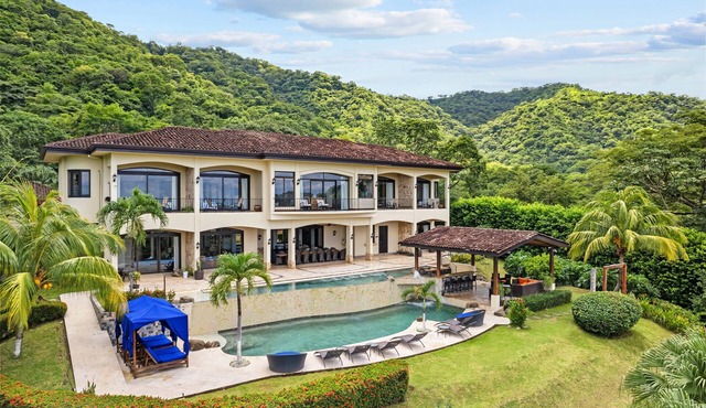 Exclusive 8-BR Ocean-View Villa for Groups & Weddings – With Custom Meal Plans