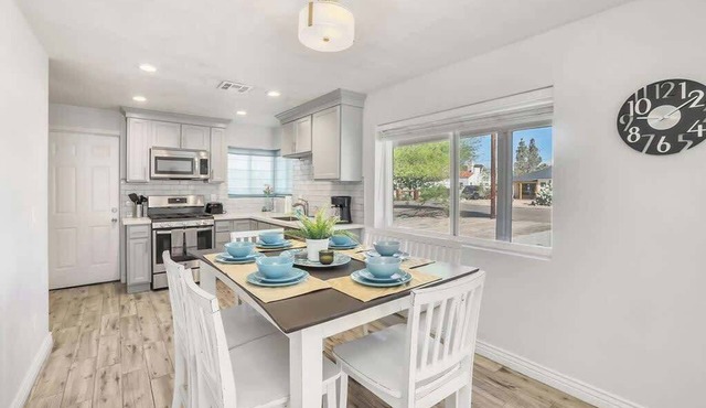 Exclusive Coronado retreat: Fire pit & BBQ