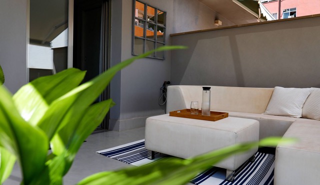 Exclusive duplex penthouse with terrace and parking in the east of Palma (minimum 1 month)