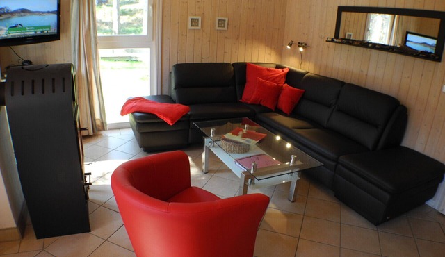 Exclusive holiday home directly on the beach of the Baltic Sea in the dunes of Baabe