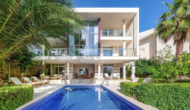 Exclusive, Luxury Private Villa