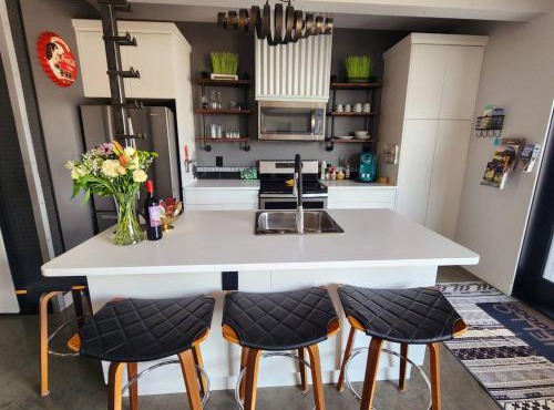 Exclusive Modern Suite view