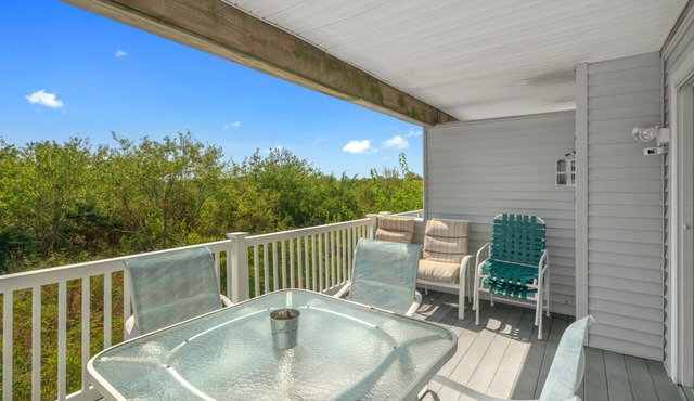 EXCLUSIVE OCEANFRONT LUXURY PRIVATE RESIDENCE