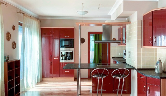 Exclusive penthouse at Goethepark- 138 sqm, whirlpool, roof terrace, air conditioning