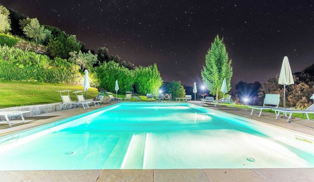 Exclusive Resort & Waterfall - A14