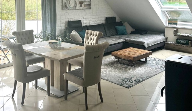 Exclusive sunny top floor apartment with views of the countryside