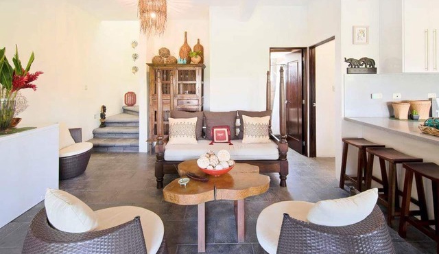 Exclusive two-level beachfront Villa with a huge pool