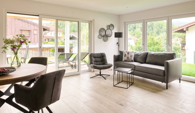 Exclusive vacation apartment Panoramablick in Berchtesgaden - new, high quality, to the Wo