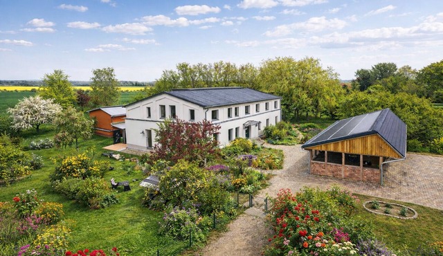 Exclusive vacation apartment with indoor pool, sauna and spacious terrace