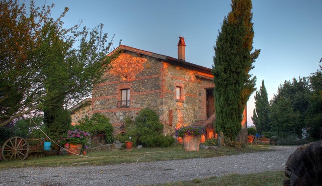 Exclusive vantage point in the border triangle of Umbria, Lazio and Toscana