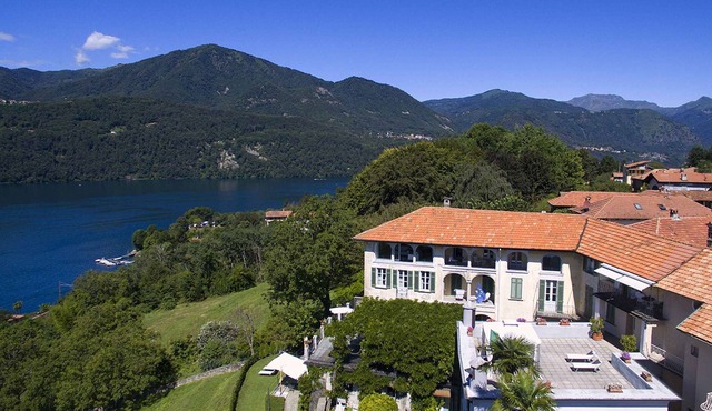 Exclusive Villa Ideal For Family Near Lake Orta