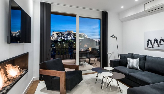 Executive 2 bdr Suite in Plaka - Acropolis view