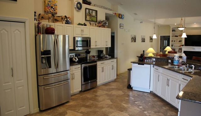 Executive 3 Bedroom Pool Home