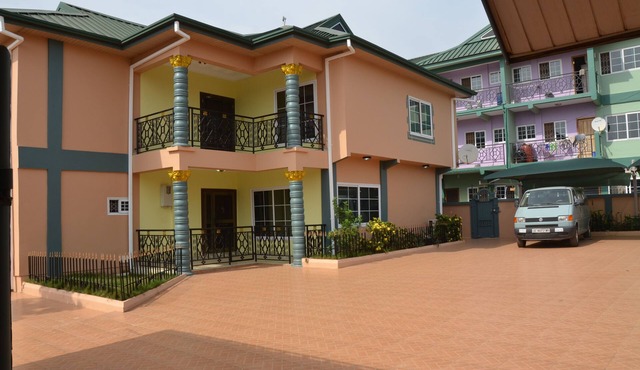 Executive 4 Bedroom Fully Furnished Luxurious Vacation Home; A Perfect Home Away