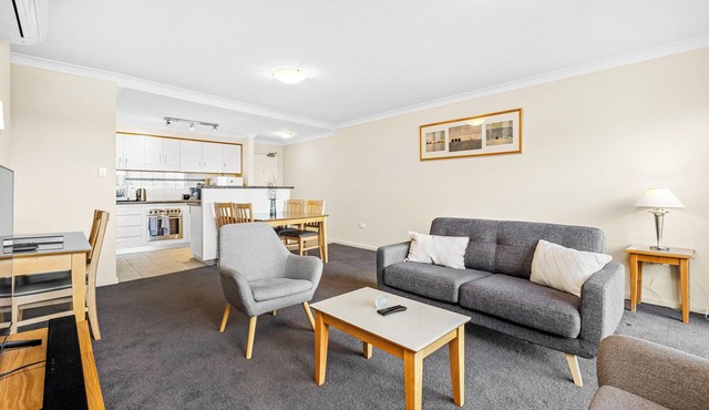 Executive Apartment, Parking, Pool in Perth