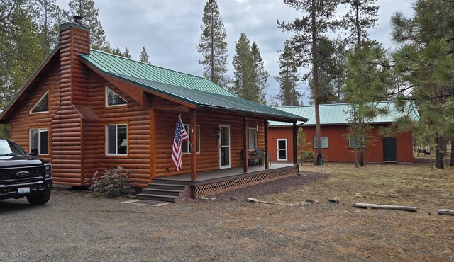 Executive cabin in the woods!