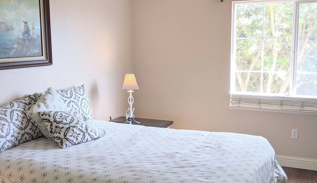 Executive home close to Keller Beach and Point Pinol regional shoreline-