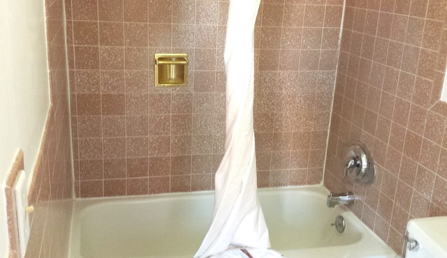 Executive Inn & Suites