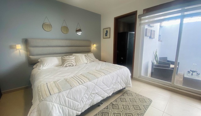 Executive House Excellent Modern Location/Cozy and Clean Home near Downtown