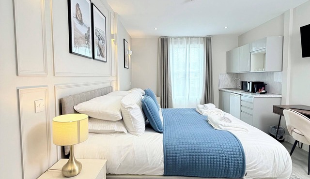Executive Studio |Family | Work & Stay | Parking | beach
