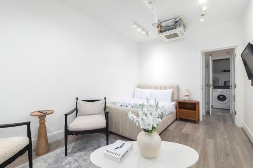 Executive Studio Apartment in Maida Vale AC