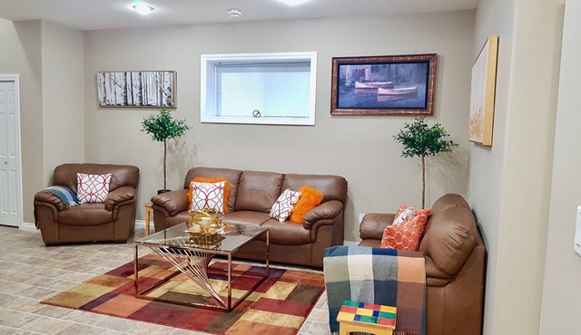 ❤️Executive Suite❤️By 2 Shopping Centres, Costco .