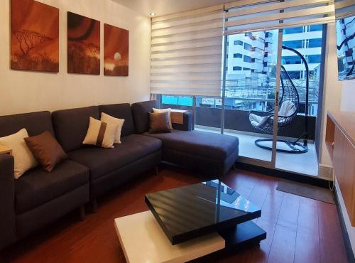 Executive Suite home office Fast WiFi Long Stays