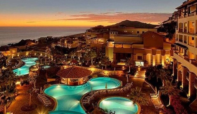 Executive Suite (Sleeps 6) @ Pueblo Bonito Sunset
