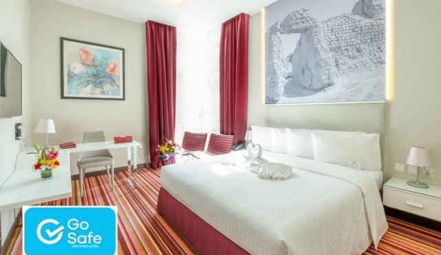 Executive Suite Near Safeer Mall By Luxury Bookings