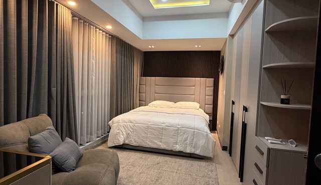 Executive Suites 4 Bedroom Condo Uptown Parksuites Bgc