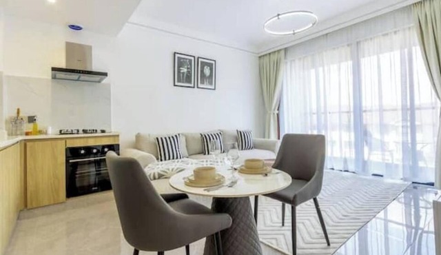 Executive Work-Ready 1BR Walk to Junction Mall