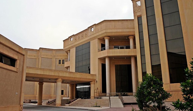Executives Hotel - Azizia