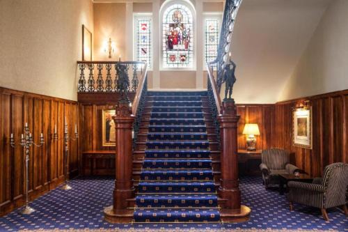 Exeter Rougemont Station Experience By Palette Resorts