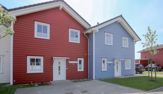 Exklusiv eingerichtetes Ferienhaus in Strandnähe