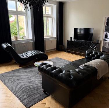 Exklusives und stilvoll eingerichtetes Apartment für Erwachsene