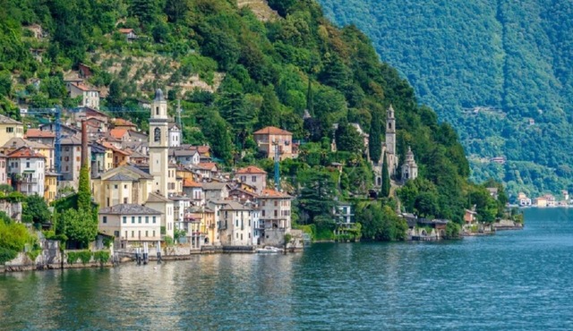 Exotic Villa with 4 bedrooms and WiFi, AC in Quaint Brienno, Lake Como