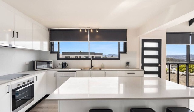 Expansive River-View Oasis