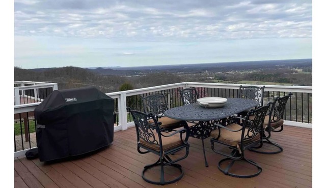 Expansive view w/plenty of space to enjoy watching the sunrise every morning