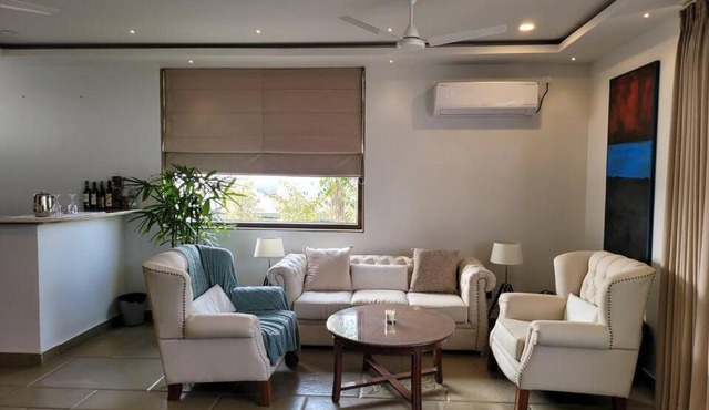 Expat Home