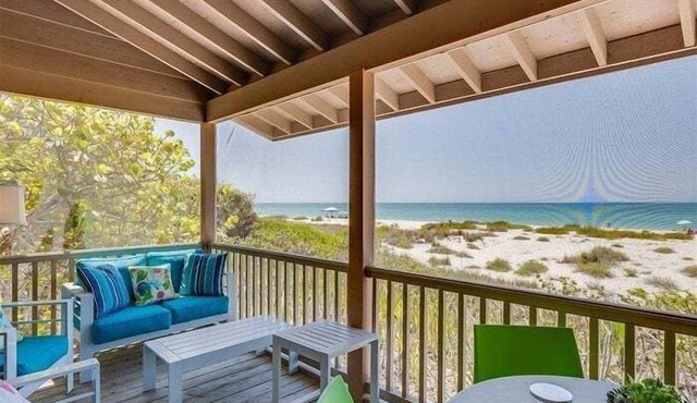 Experience beachfront luxury in a spacious 3-bedroom, 2-bath townhome in Boca Grande.