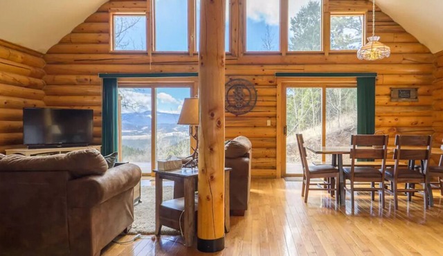 Experience Colorado! Beautiful Log Cabin Surrounded By Pines And Aspens