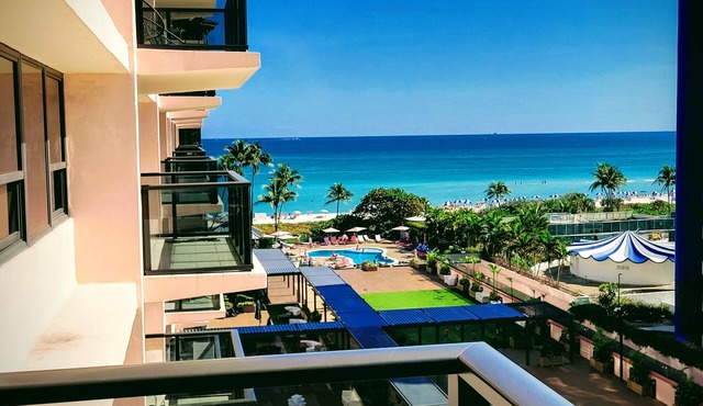 Experience luxury at Miami Beach's Alexander 817 a Spacious 3br